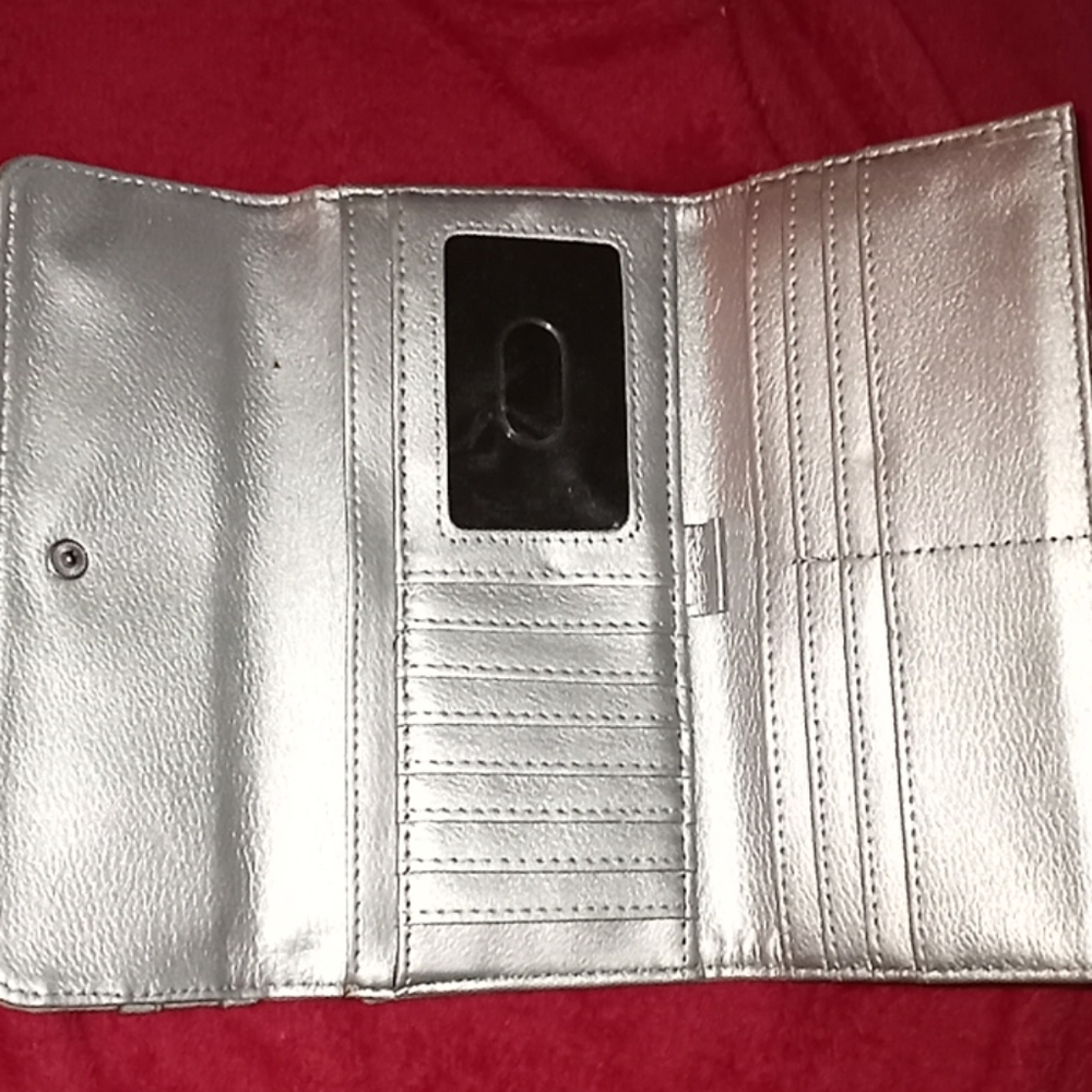 Wallet - Picture 2 of 2